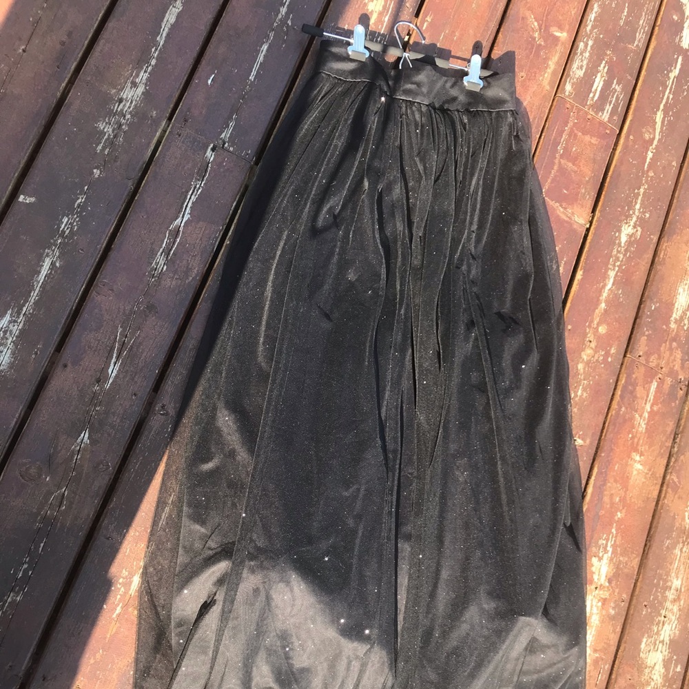 Eliza J black long skirt size 10, glittery tulle fabric and silk.